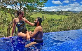 Chalé Arara Luxo